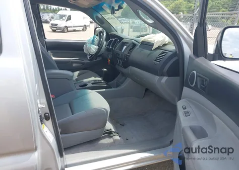 2009 Toyota Tacoma z USA, uszkodzony, nr VIN 5TETX22N09Z598696